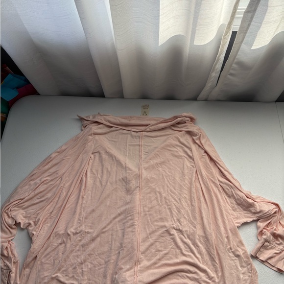 We The Free Soft Pink Blouse - Picture 3 of 4